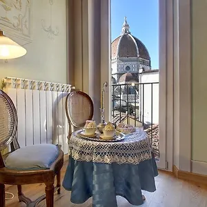 https://romantic-apartment-in-the-heart-of-florence.it-tuscanyhotel.com
